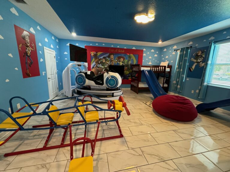 TFG Cleaning Services LLC vacation rental cleaning in Sanford – pristine Airbnb living room after turnover service
